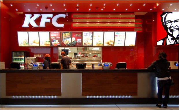 Ресторан быстрого питания KFC.